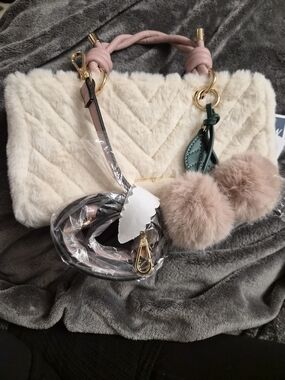 Viral ALDO Faux Fur Accent Women's Shoulder Bag - Cream with Pink Handles